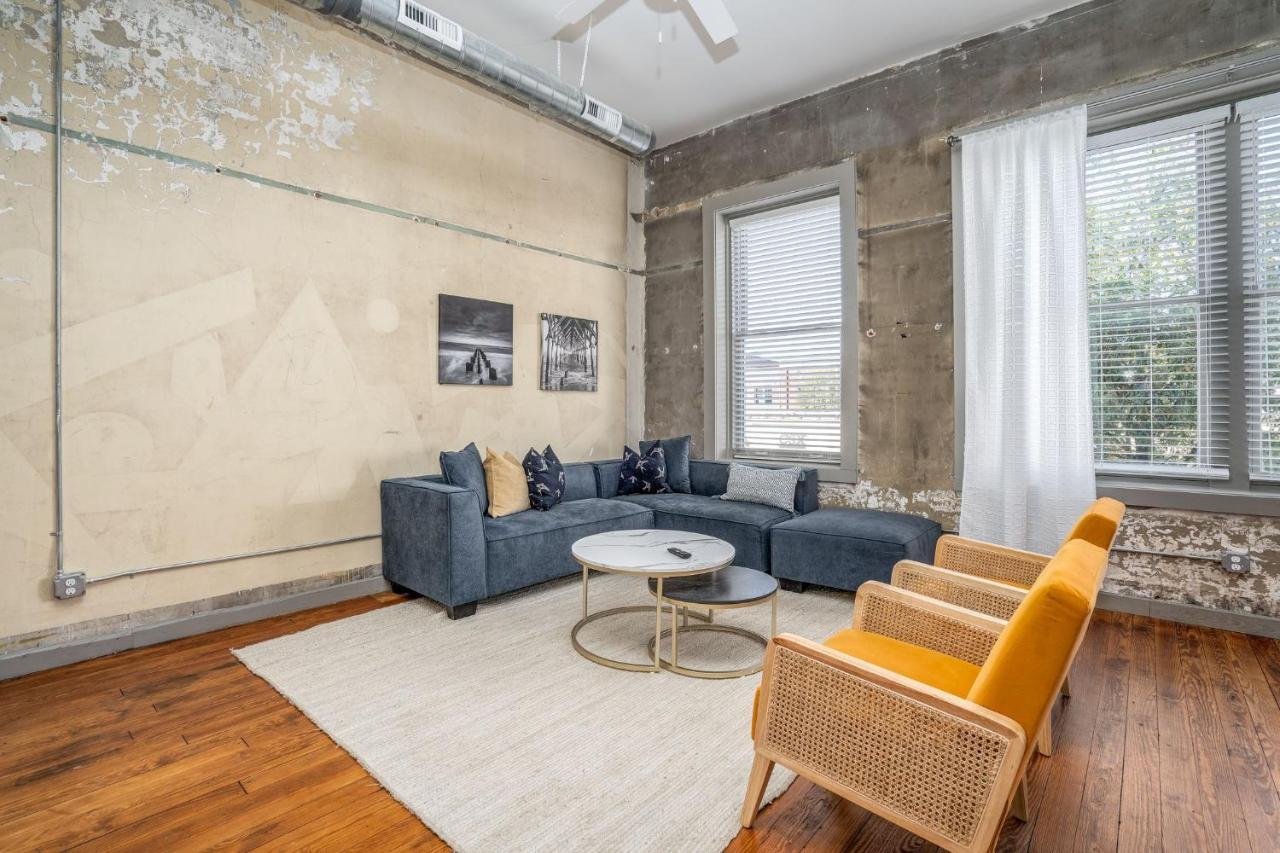 The Davis Lofts At Main Street - Unit 2B Apartment Rocky Mount Bagian luar foto