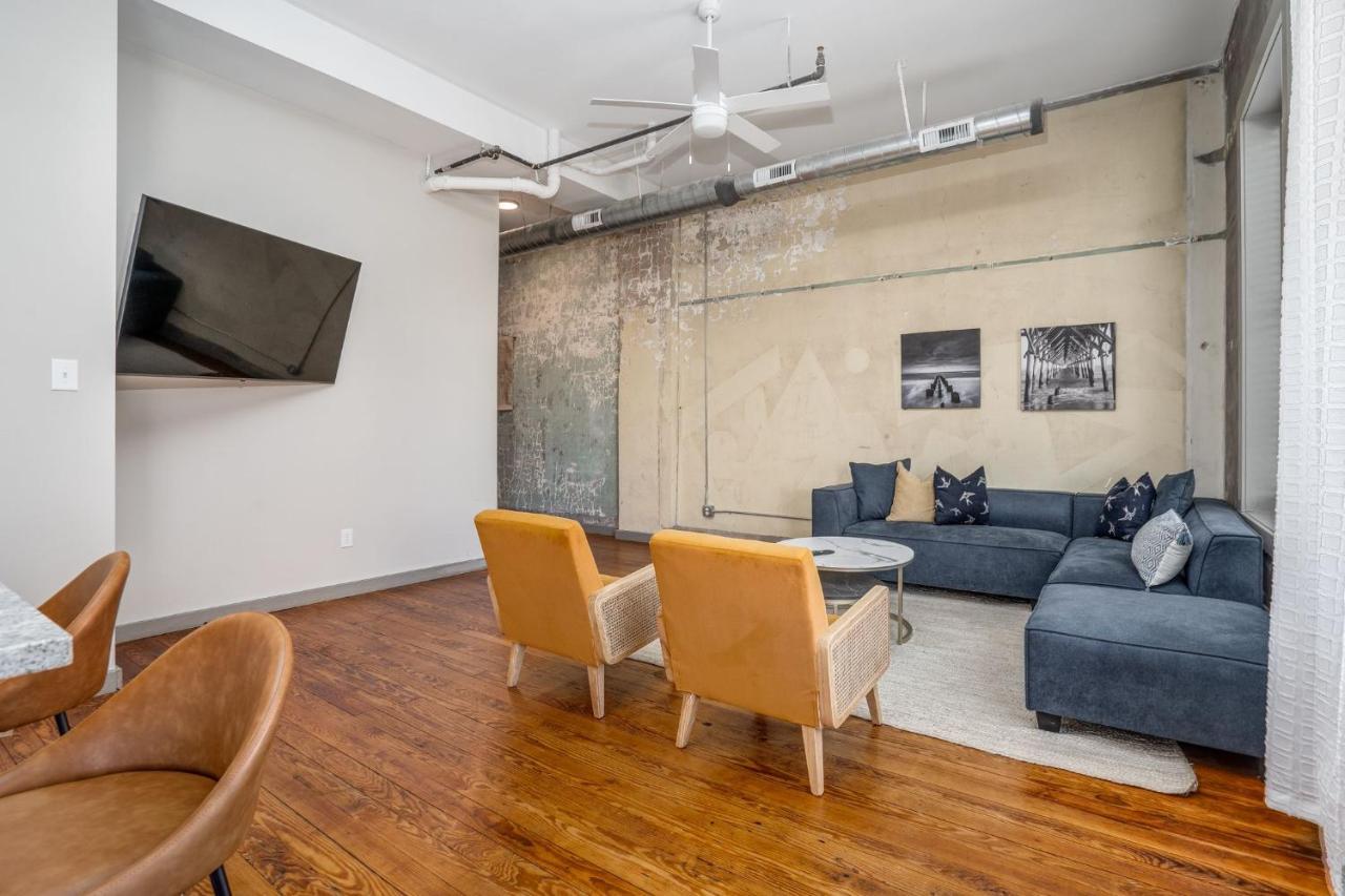 The Davis Lofts At Main Street - Unit 2B Apartment Rocky Mount Bagian luar foto