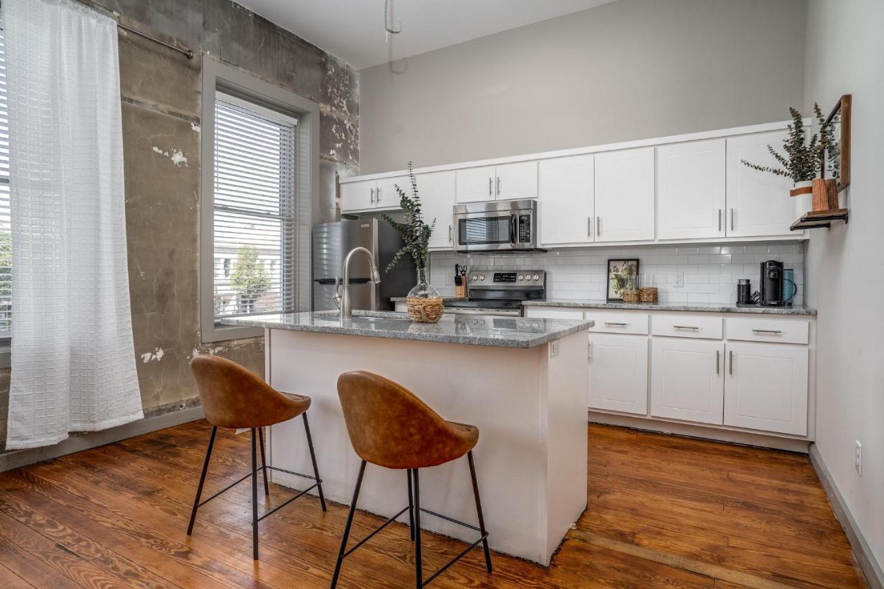 The Davis Lofts At Main Street - Unit 2B Apartment Rocky Mount Bagian luar foto